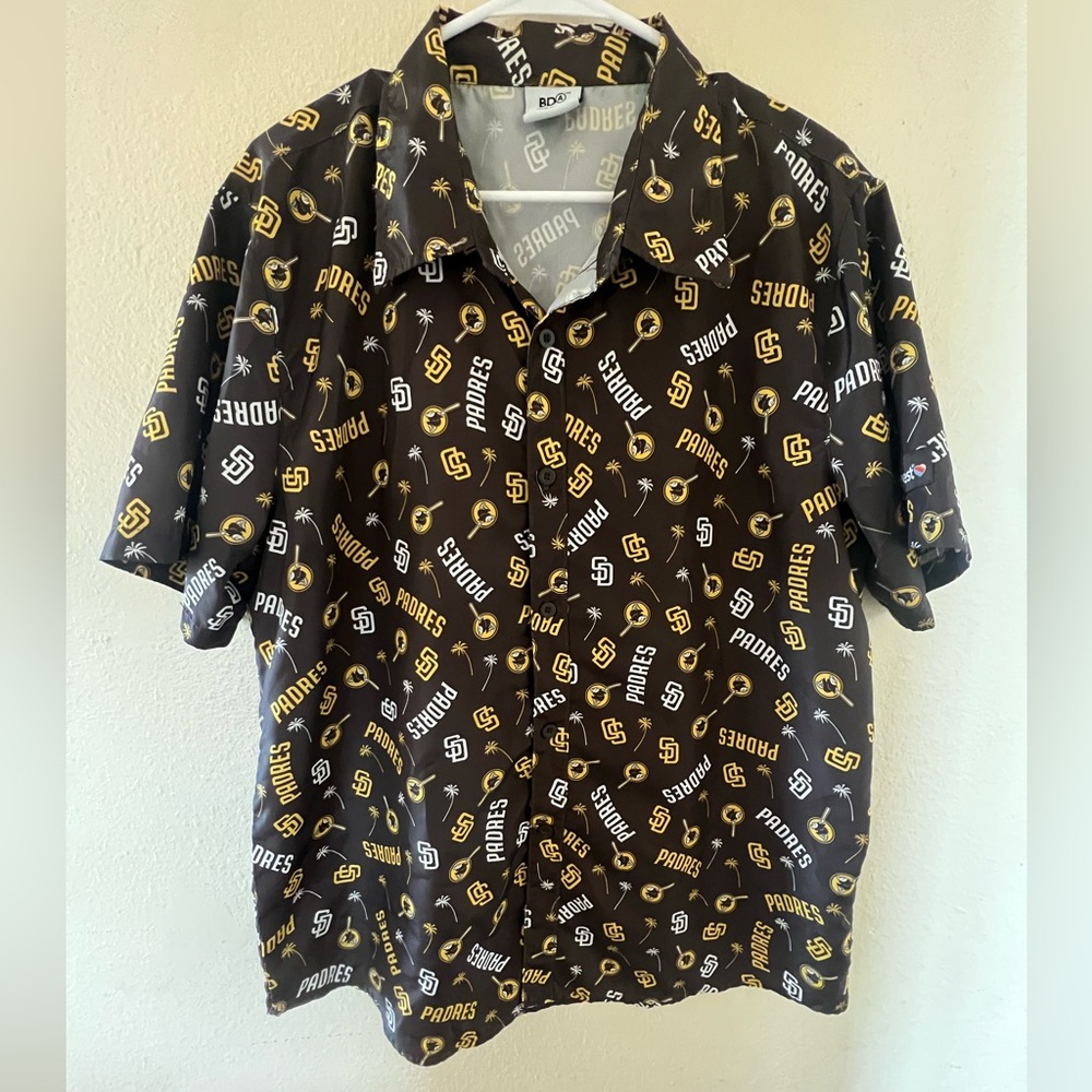 Padres SD swinging friar palm tree print button down